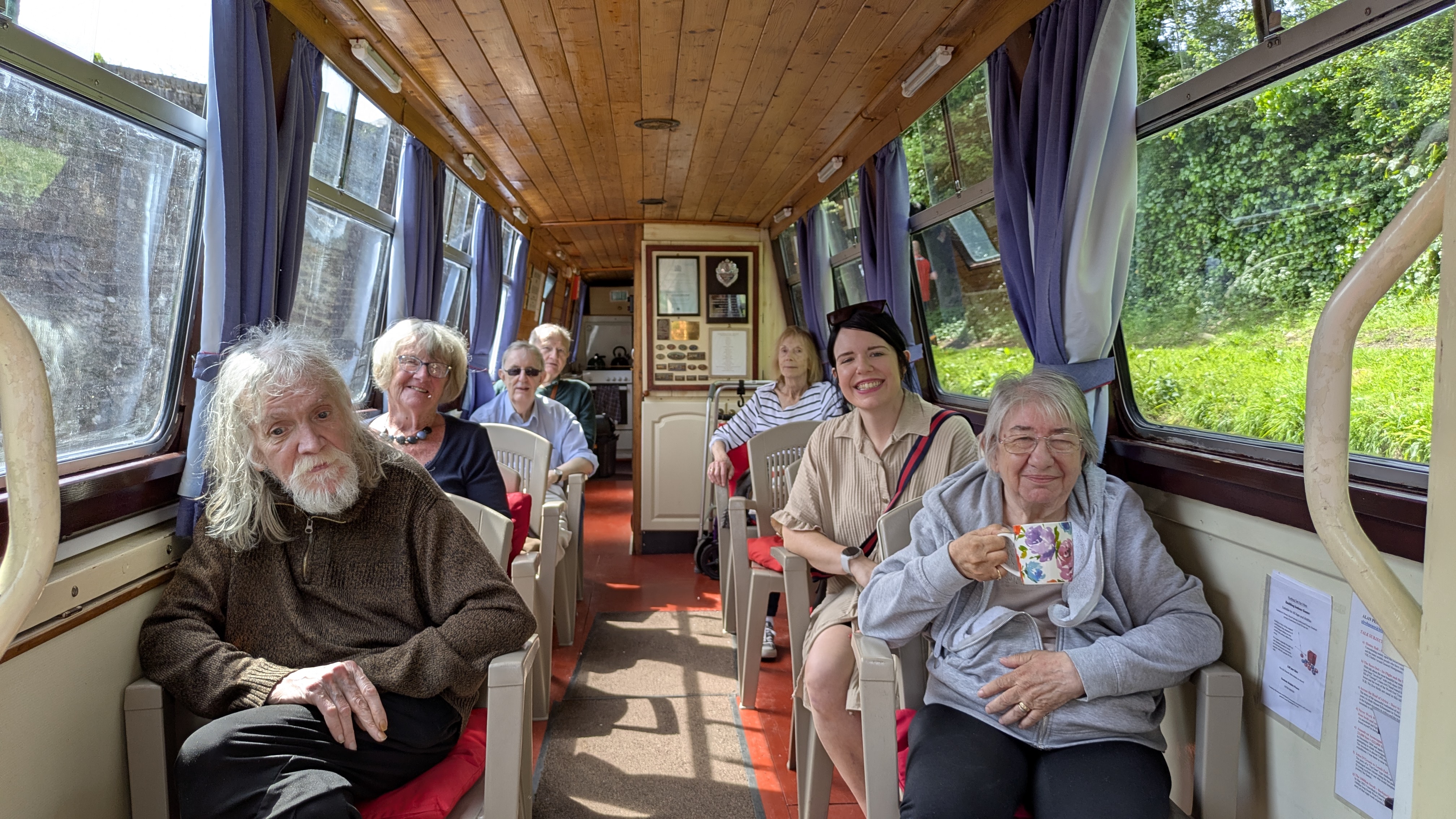Our First Canal Boat Trip: A Day of Friendship, Fresh Air and Good Natters 🧡